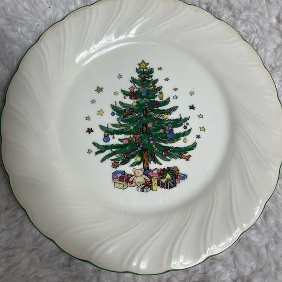 Niko Happy Holidays 1Dinner plate .oven ,microwave and dishwasher safe - Picture 2 of 11